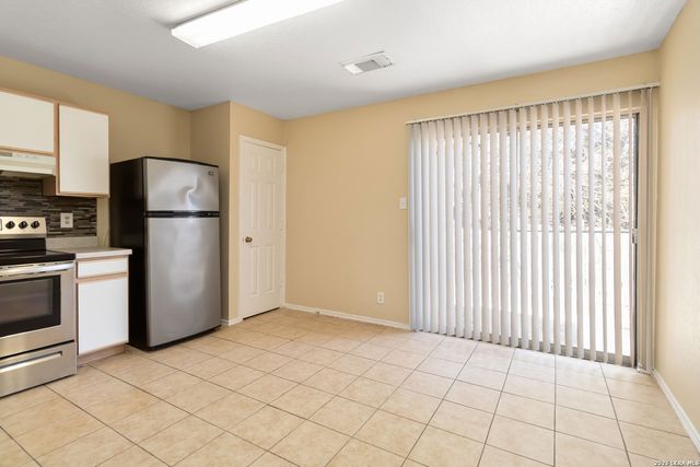 10107 Amber Coral, San Antonio, TX 78245