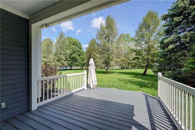 48 Hampshire Lane, Mendon, NY 14506