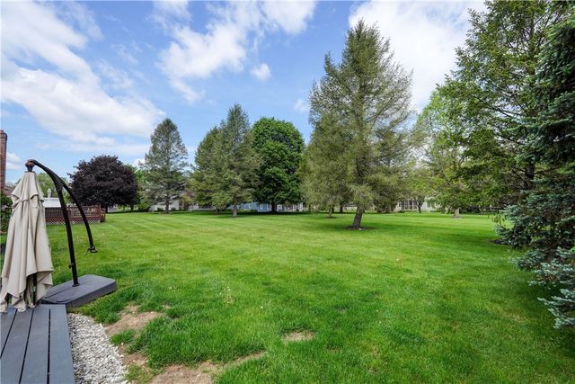 48 Hampshire Lane, Mendon, NY 14506