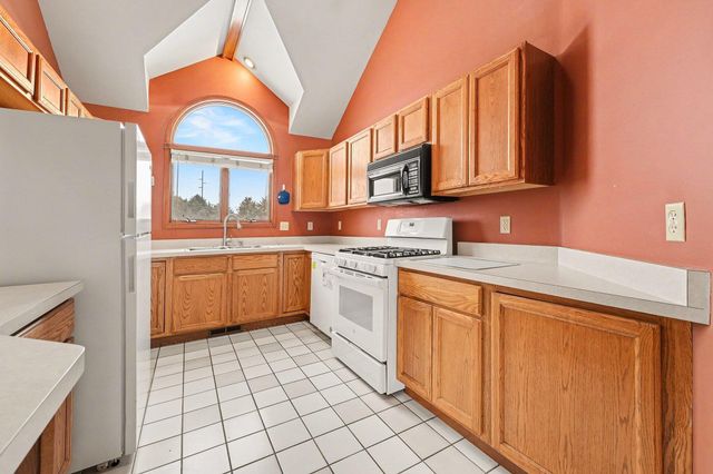 1341 W 94th Court, Crown Point, IN 46307