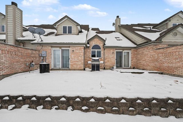 1341 W 94th Court, Crown Point, IN 46307