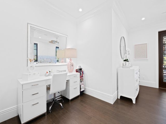 2319 NE 28th Street, Lighthouse Point, FL 33064