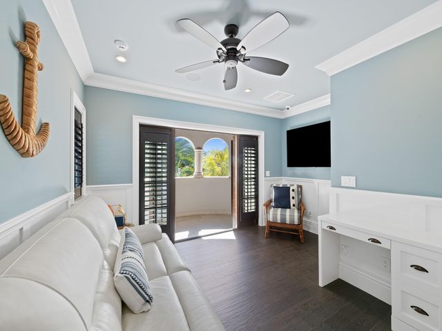 2319 NE 28th Street, Lighthouse Point, FL 33064