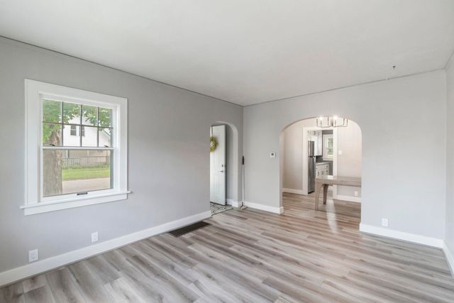 224 Kern Street, Waterloo, IA 50703