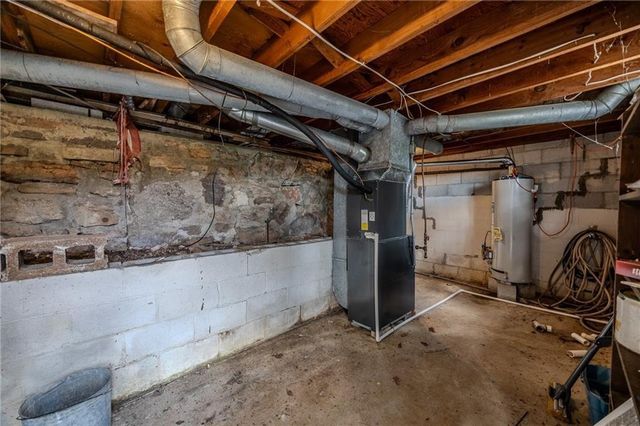 28253 W Cove Drive, Lincoln, MO 65338