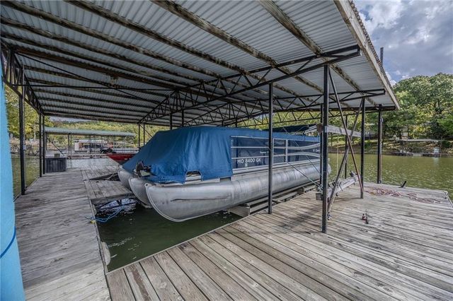 28253 W Cove Drive, Lincoln, MO 65338