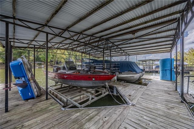 28253 W Cove Drive, Lincoln, MO 65338