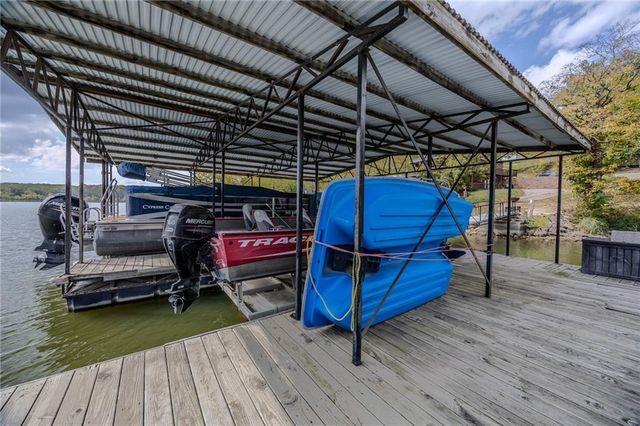 28253 W Cove Drive, Lincoln, MO 65338