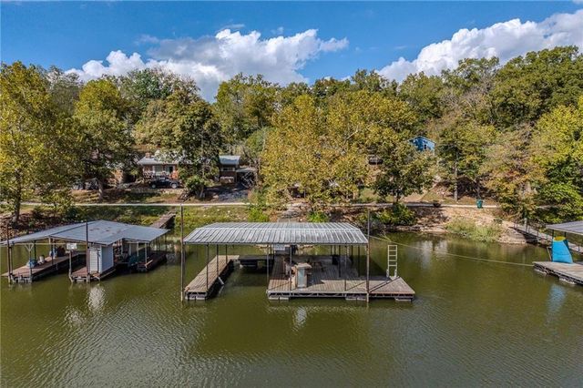 28253 W Cove Drive, Lincoln, MO 65338