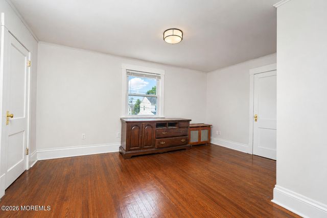55 Maple Avenue, Fords, NJ 08863