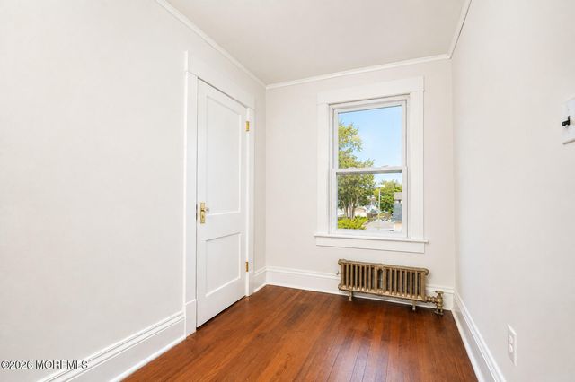 55 Maple Avenue, Fords, NJ 08863