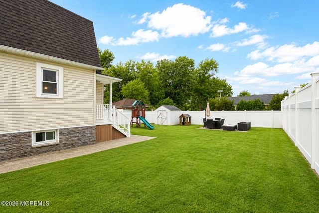 55 Maple Avenue, Fords, NJ 08863