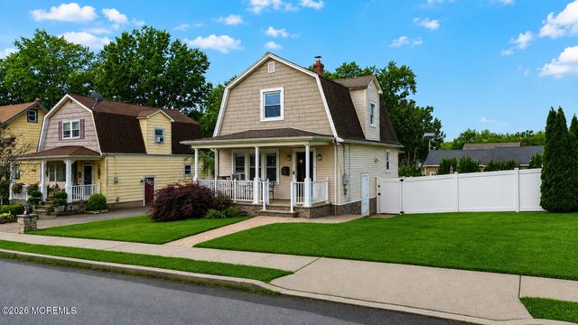 55 Maple Avenue, Fords, NJ 08863