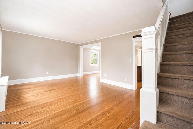 55 Maple Avenue, Fords, NJ 08863