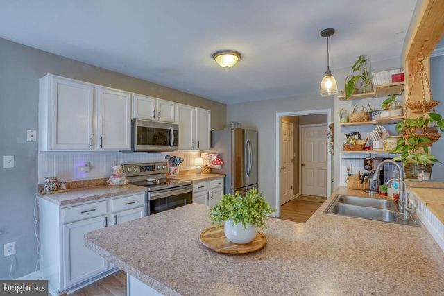 222 N EMBER DR, Felton, DE 19943