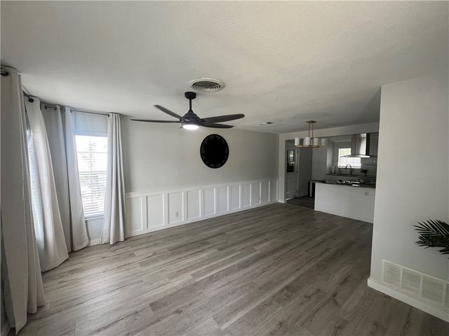 4210 Harry St, Corpus Christi, TX 78411