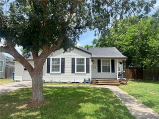 4210 Harry St, Corpus Christi, TX 78411