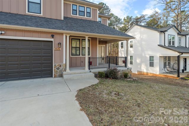 7576 Water Haven Trail, Denver, NC 28037