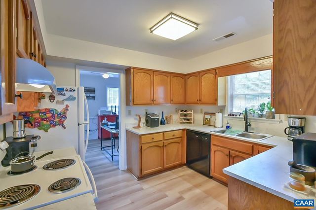 839 HARRIS RD, Charlottesville, VA 22902