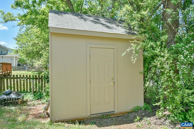 839 HARRIS RD, Charlottesville, VA 22902