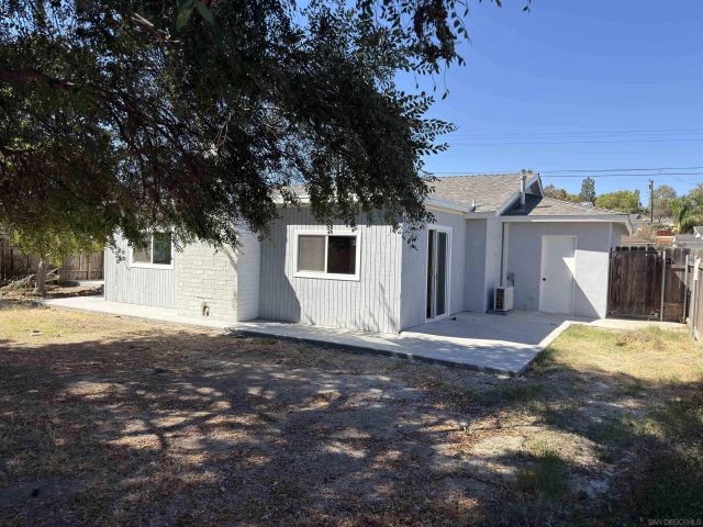 9759 Abbeywood Road, Santee, CA 92071