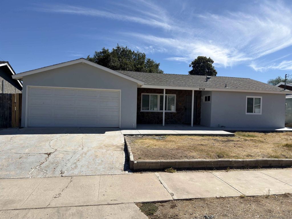 9759 Abbeywood Road, Santee, CA 92071