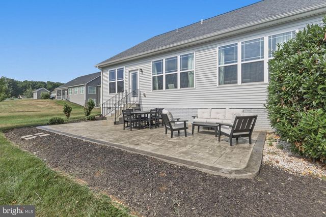 78 STATICE DR, Hedgesville, WV 25427