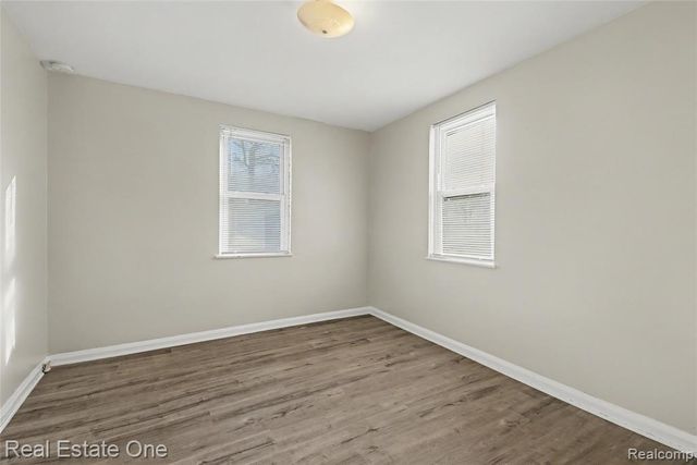 2411 Harris Street, Ferndale, MI 48220