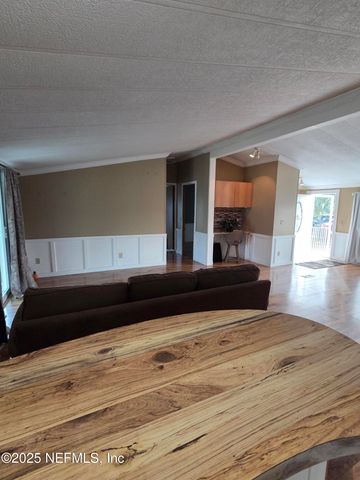 212 ALABAMA Street, Crescent City, FL 32112