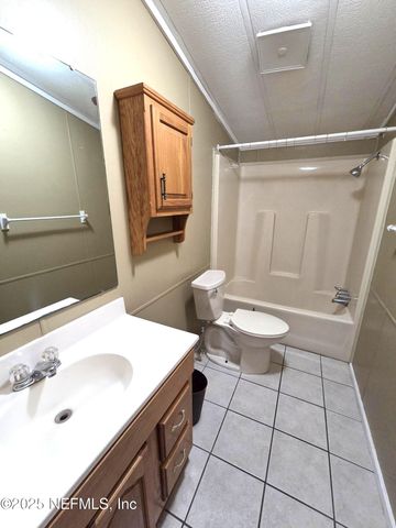 212 ALABAMA Street, Crescent City, FL 32112