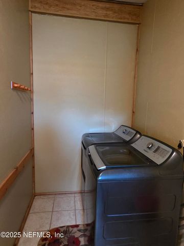 212 ALABAMA Street, Crescent City, FL 32112