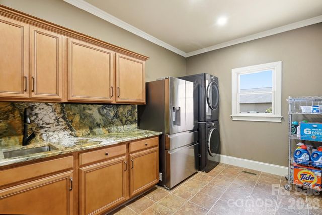 142 Riverchase Lane, Mooresville, NC 28115
