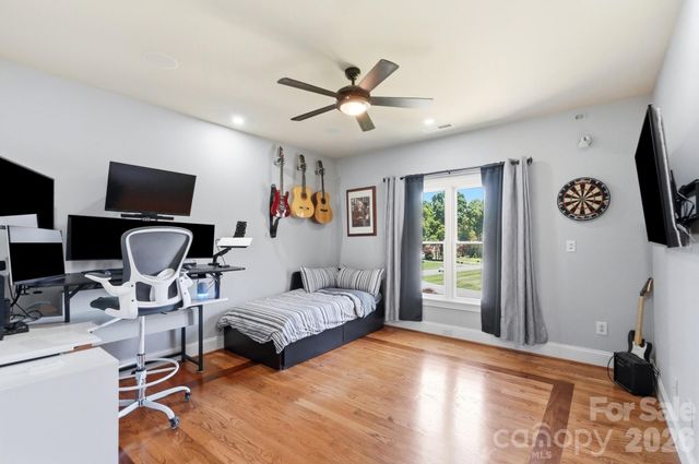 142 Riverchase Lane, Mooresville, NC 28115