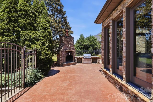142 Riverchase Lane, Mooresville, NC 28115