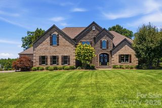 142 Riverchase Lane, Mooresville, NC 28115