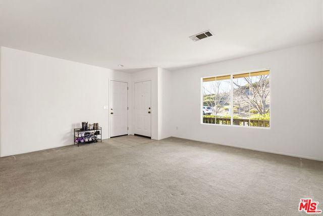 32610 Ridge Top Lane, Castaic, CA 91384