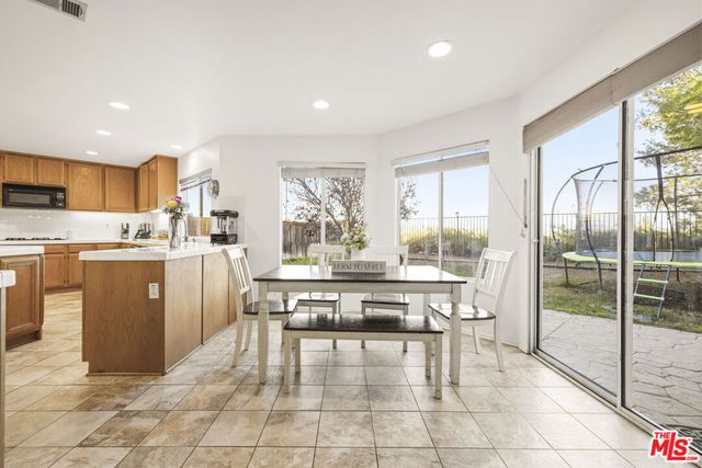 32610 Ridge Top Lane, Castaic, CA 91384