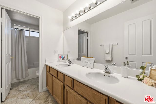 32610 Ridge Top Lane, Castaic, CA 91384