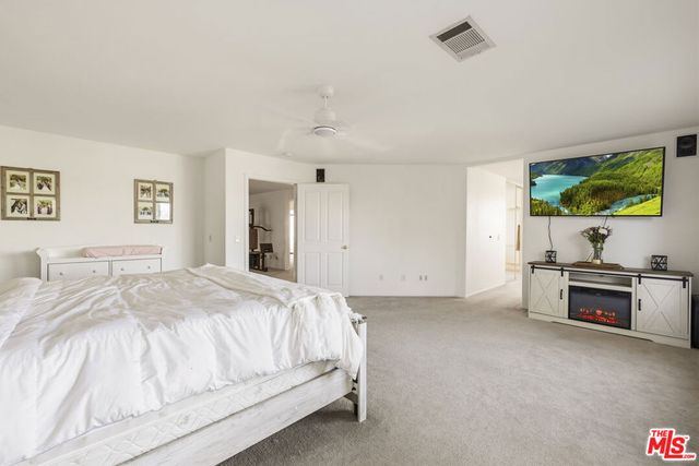 32610 Ridge Top Lane, Castaic, CA 91384