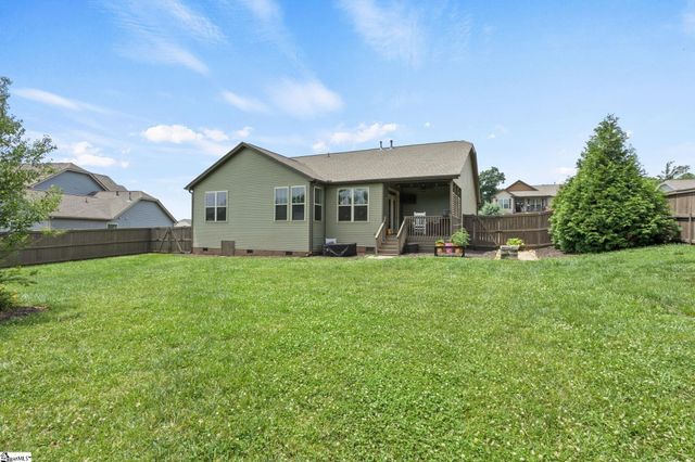 5 Ryders Way, Taylors, SC 29687