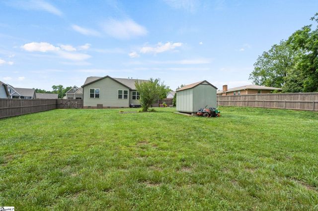 5 Ryders Way, Taylors, SC 29687