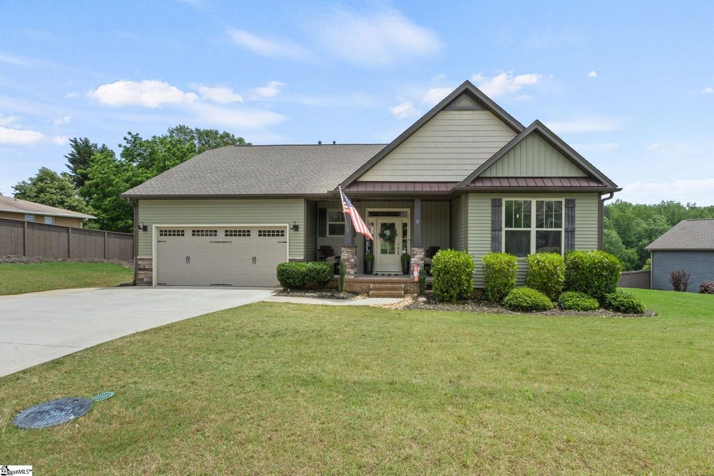 5 Ryders Way, Taylors, SC 29687