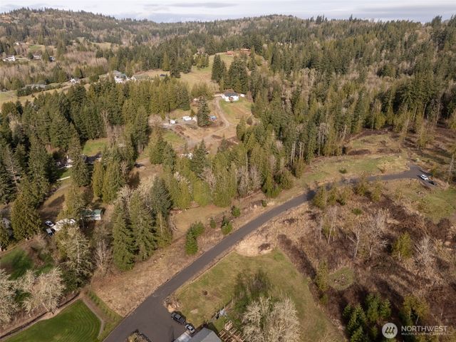 426 Rose Garden Lane, Kelso, WA 98626