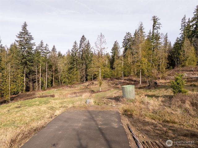 426 Rose Garden Lane, Kelso, WA 98626