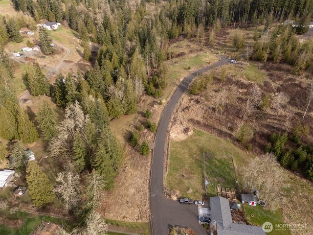 426 Rose Garden Lane, Kelso, WA 98626