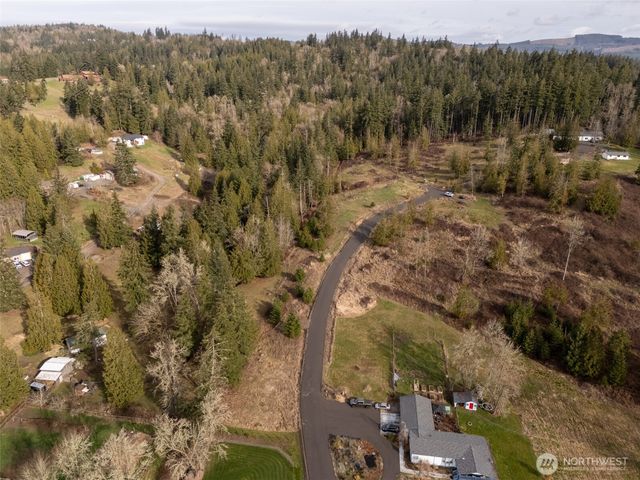 426 Rose Garden Lane, Kelso, WA 98626