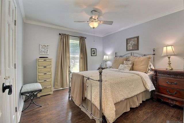 2420 Sherry St, Denham Springs, LA 70726