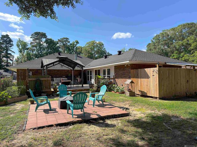 2420 Sherry St, Denham Springs, LA 70726
