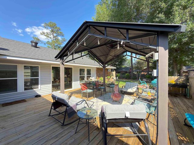 2420 Sherry St, Denham Springs, LA 70726