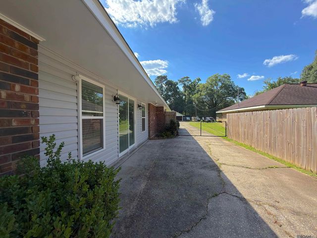 2420 Sherry St, Denham Springs, LA 70726